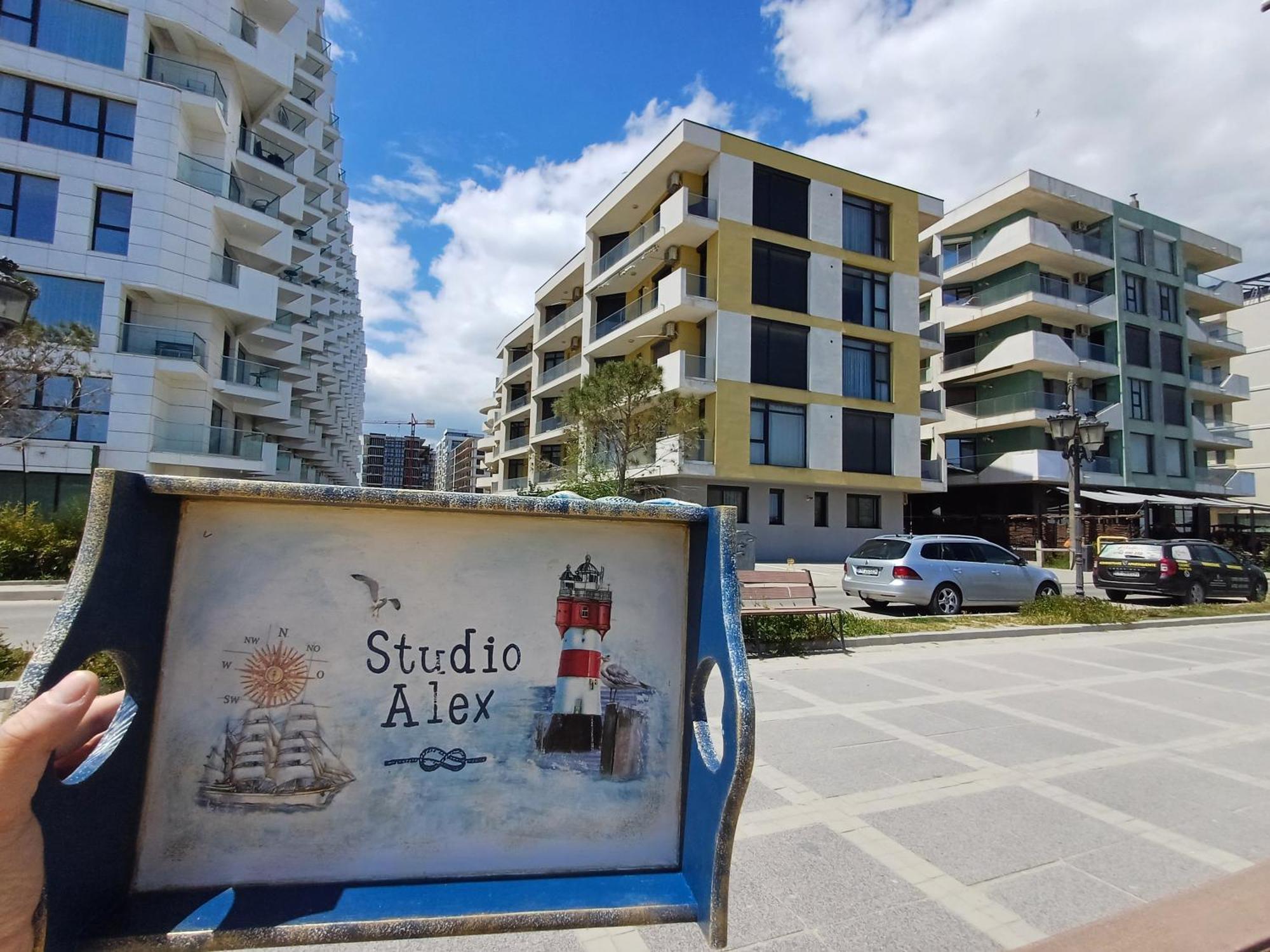 Studio Alex Mamaia Nord Apartment Navodari Ngoại thất bức ảnh